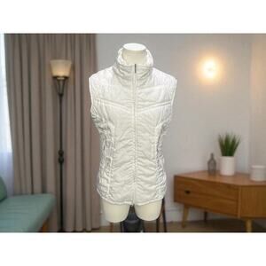 Karen Heart White Vest outdoors size large ruffle detail side zippers